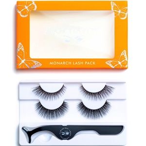 *NIB* Flirtatious Looks Cosmetic Monarch Lash Pack